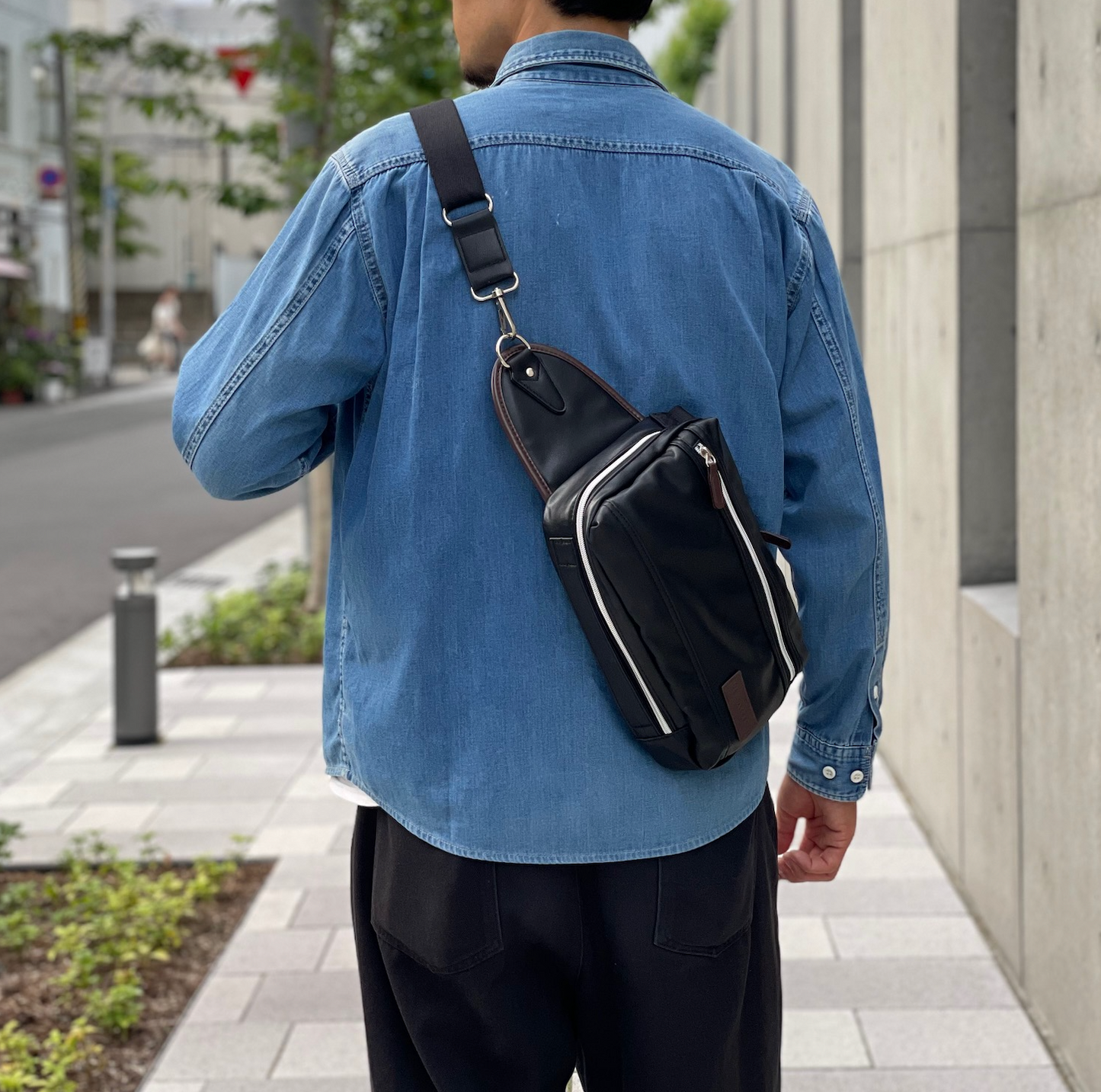 3NOVA(スリノバ)"3WAY仕様×PUレザー" ボディバッグ メンズ 斜め掛けバッグ FARIE