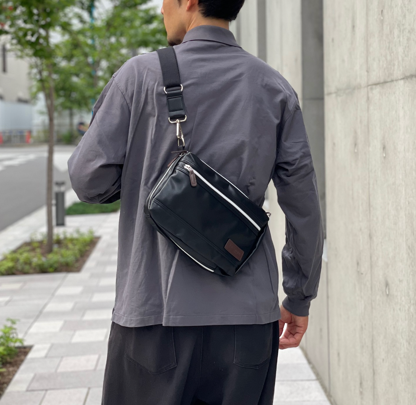 3NOVA（スリノバ）"3WAY仕様×PUレザー" ボディバッグ メンズ 斜め掛けバッグ FARIE